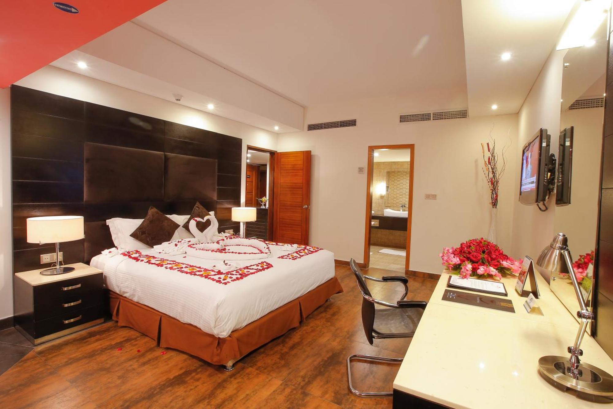 Long Beach Hotel Cox's Bazar Bagian luar foto